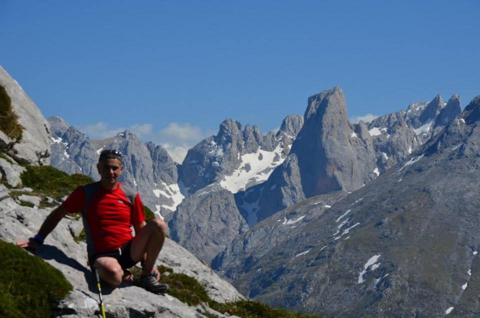 Amada Sara * Poo (Cabrales)